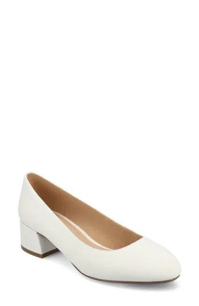 Journee Collection Saarii Block Heel Pump In White