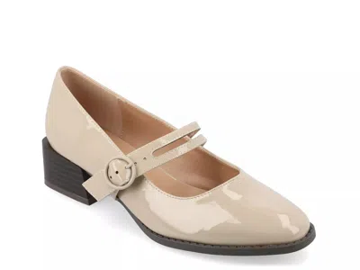 Journee Collection Savvi Pump In Brown