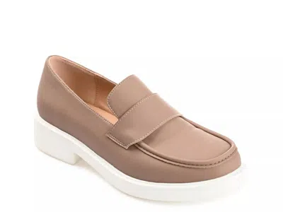 Journee Collection Saydee Platform Loafer In Brown