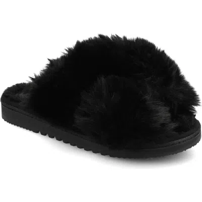 Journee Collection Skylah Faux Fur Slipper In Black