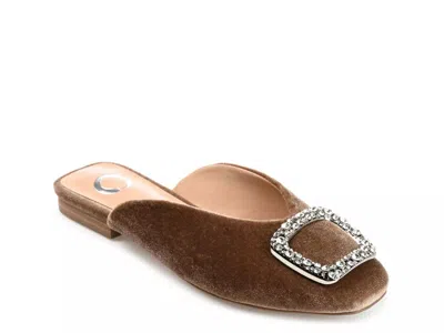 Journee Collection Sonnia Flat In Brown