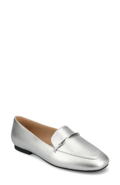 Journee Collection Tru Comfort Foam Wrenn Flat In Metallic