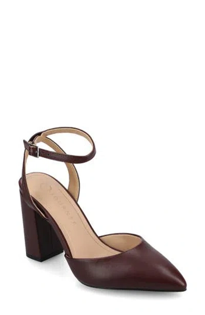 Journee Collection Tyyra Pump In Burgundy
