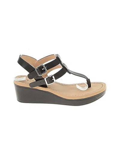 Pre-owned Journee Collection Wedges In Black