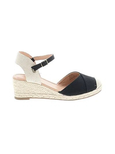 Pre-owned Journee Collection Wedges In Black