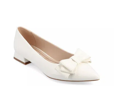 Journee Collection Wide Width Ophelia Flat In White