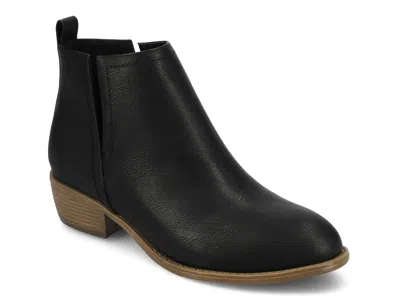 Journee Collection Wide Width Rimi Bootie In Black