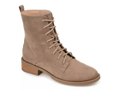 Journee Collection Wide Width Vienna Combat Boot In Brown