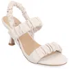 Journee Collection Collection Women's Amaree Pumps In White
