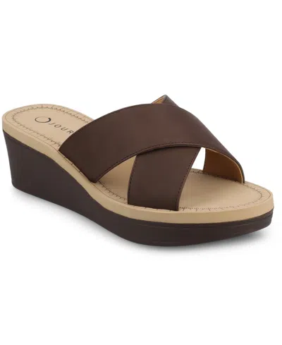 JOURNEE COLLECTION WOMEN'S BIARA CRISSCROSS PLATFORM WEDGE SANDALS