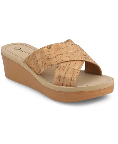 JOURNEE COLLECTION WOMEN'S BIARA CRISSCROSS PLATFORM WEDGE SANDALS