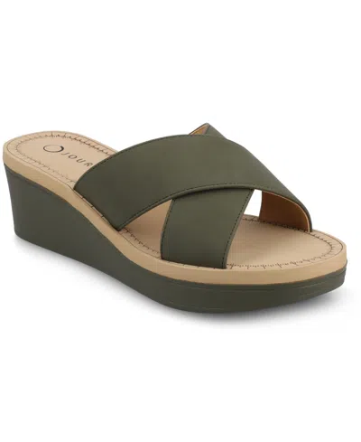 JOURNEE COLLECTION WOMEN'S BIARA CRISSCROSS PLATFORM WEDGE SANDALS
