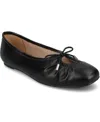 Journee Collection Callee Keyhole Square Toe Flat In Black