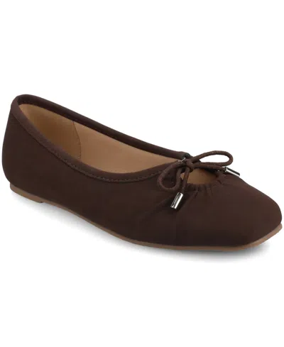 JOURNEE COLLECTION WOMEN'S CALLEE KEYHOLE BALLET FLATS