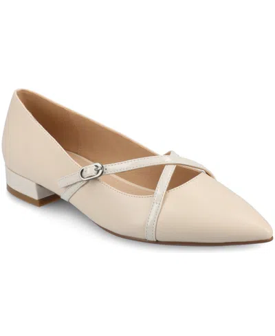 JOURNEE COLLECTION WOMEN'S CAMBY CRISSCROSS STRAP POINTED TOE FLATS