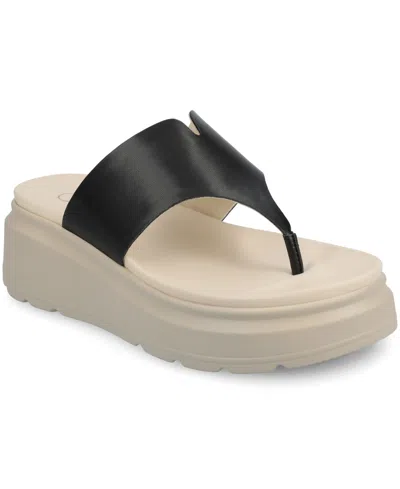 JOURNEE COLLECTION WOMEN'S CARAH THONG PLATFORM WEDGE SANDALS