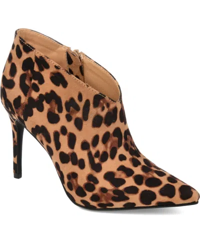 JOURNEE COLLECTION WOMEN'S DEMMI POINTED TOE SHOOTIES