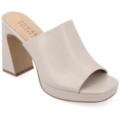 Journee Collection Collection Women's Ezzlynn Sandals In Gray