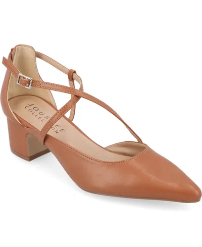 JOURNEE COLLECTION WOMEN'S GALVINN CRISSCROSS POINTED TOE PUMPS