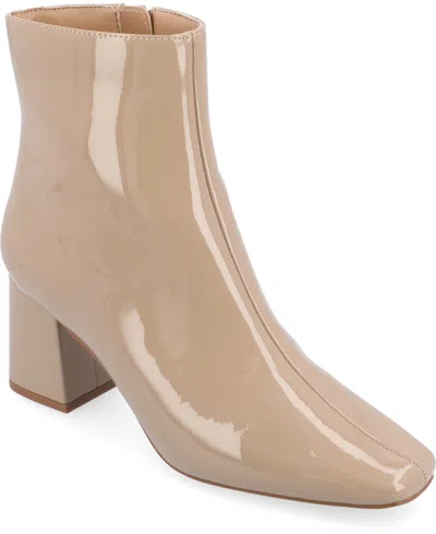 JOURNEE COLLECTION WOMEN'S HAYLINN BLOCK HEEL DRESS BOOTIES