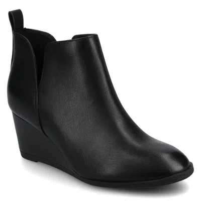 Journee Collection Women's Mylee Wide Width Bootie In Multi