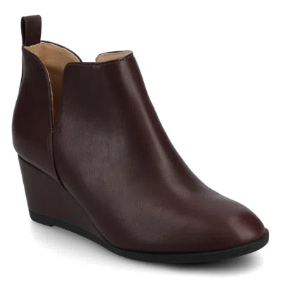 Journee Collection Women's Mylee Wide Width Bootie In Red