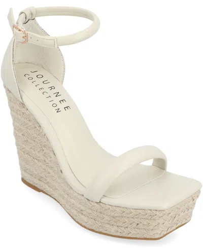 JOURNEE COLLECTION WOMEN'S OLESIA PLATFORM WEDGE SANDALS