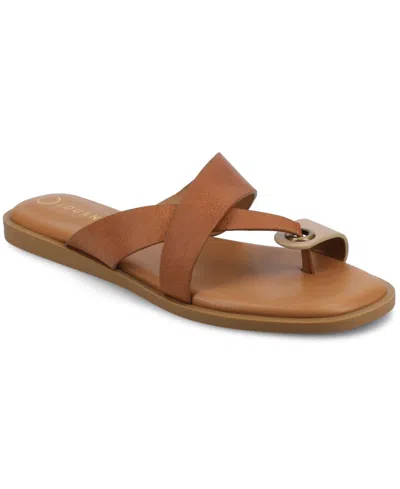 JOURNEE COLLECTION WOMEN'S PRIZZIE TOE RING STRAPPY FLAT SANDALS