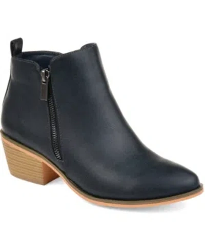 JOURNEE COLLECTION WOMEN'S REBEL SIZE ZIPPER STACKED HEEL BOOTIES