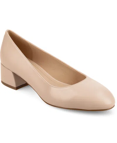 JOURNEE COLLECTION WOMEN'S SAARII ROUND TOE BLOCK HEEL PUMPS