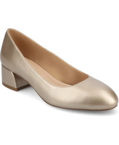 Journee Collection Journee Womens Saarii Pumps In White