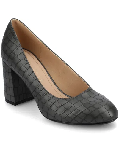 Journee Collection Women's Seraphina Round Toe Pumps