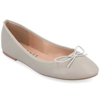 Journee Collection Women's Vika Flat In Grey