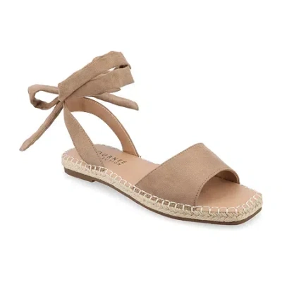 JOURNEE COLLECTION WOMENS EMELIE ANKLE STRAP FLAT SANDALS