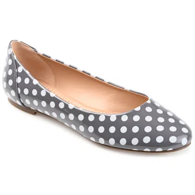 JOURNEE COLLECTION WOMENS KAVN MEDIUM AND WIDE WIDTH COMFORT INSOLE SLIP ON ROUND TOE BALLET FLATS