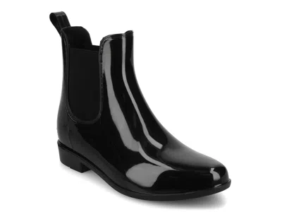 Journee Drizzle Chelsea Boot In Black
