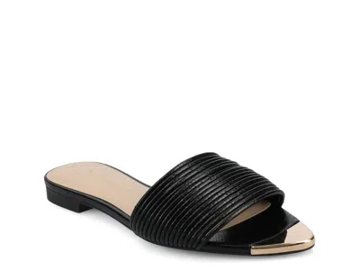 Journee Feather Sandal In Black