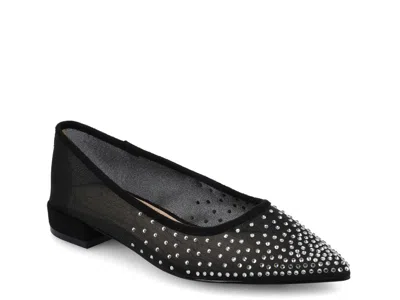 Journee Gracelynn Flat In Black