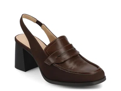 Journee Henrika Pump In Brown