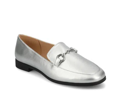 Journee Lacie Loafer In Silver