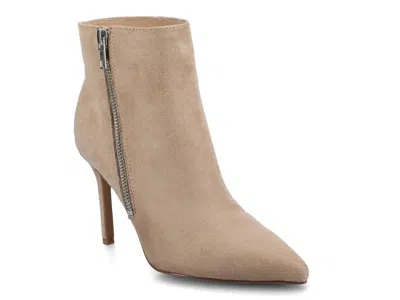 Journee Leyna Bootie In Brown