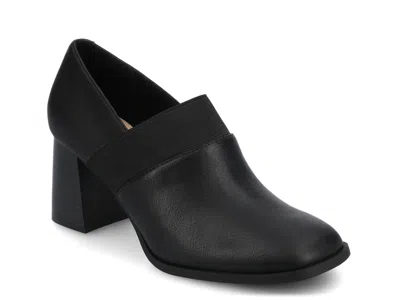 Journee Maeve Bootie In Black