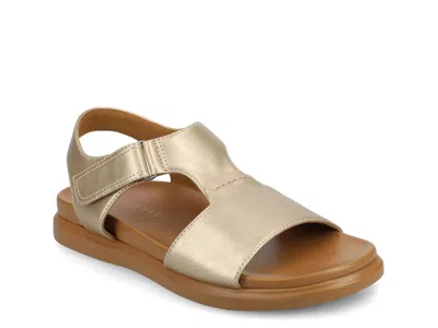 Journee Mira Sandal In Gold