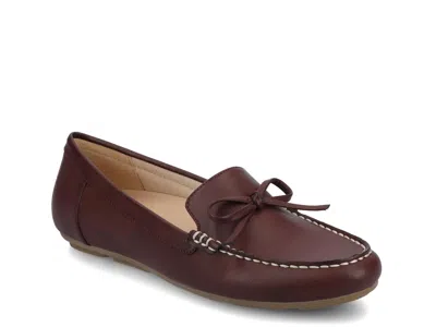 Journee Novella Loafer In Burgundy