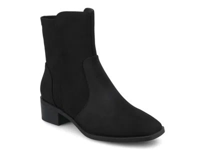 Journee Renna Bootie In Black