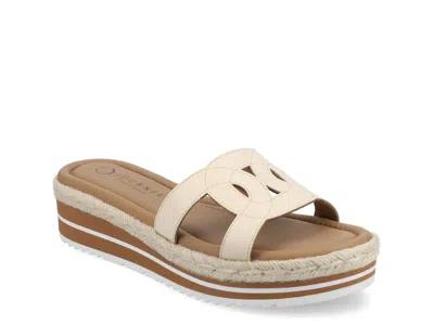 Journee Rosalinda Wedge Sandal In White