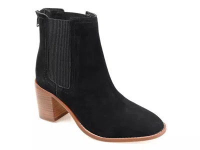 Journee Signature Tazlyn Bootie In Black