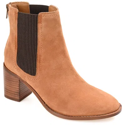 Journee Signature Womens Genuine Leather Tazlyn Round Toe Stacked Chelsea Booties In Brown