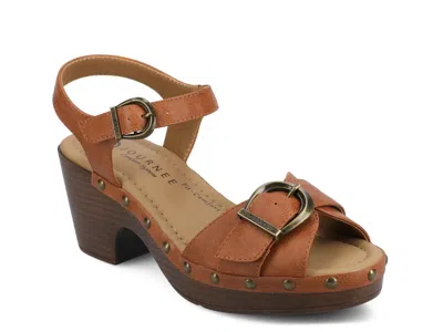 Journee Sisilia Platform Sandal In Brown