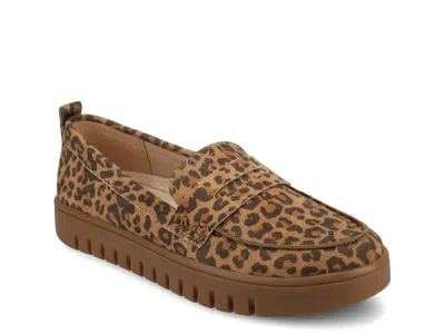 Journee Tayla Loafer In Animal Print